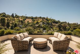 Single Family Residence, 3920 Knobhill dr, Sherman Oaks, CA 91423 - 24