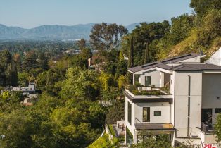 Single Family Residence, 3920 Knobhill dr, Sherman Oaks, CA 91423 - 33