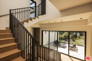 Single Family Residence, 3920 Knobhill dr, Sherman Oaks, CA 91423 - 22