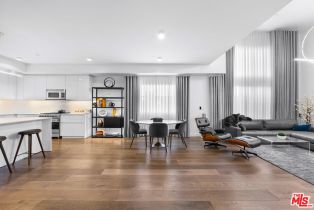 Condominium, 1433   14th St, Santa Monica, CA  Santa Monica, CA 90404