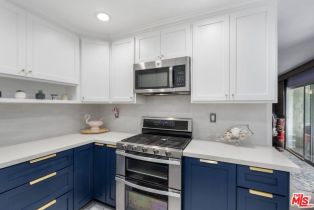 Condominium, 9061 Keith ave, West Hollywood , CA 90069 - 6