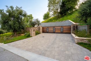 Single Family Residence, 26767 Mulholland hwy, Calabasas, CA 91302 - 43