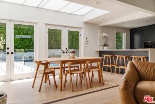 , 712 San Lorenzo st, Santa Monica, CA 90402 - 5