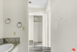 Apartment, 1811 Parnell ave, Westwood, CA 90025 - 9