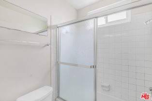 , 1811 Parnell ave, Westwood, CA 90025 - 6