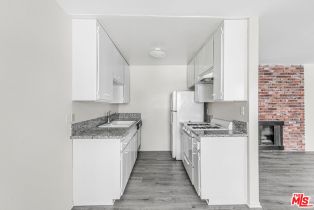 , 1811 Parnell ave, Westwood, CA 90025 - 11