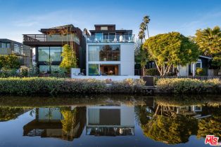 Single Family Residence, 453  Sherman Canal, Venice, CA  Venice, CA 90291