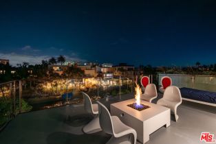 Single Family Residence, 453 Sherman Canal, Venice, CA 90291 - 29