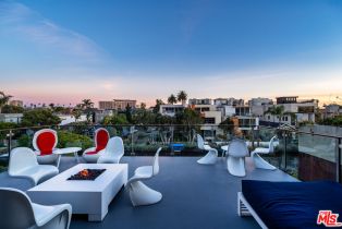 Single Family Residence, 453 Sherman Canal, Venice, CA 90291 - 27