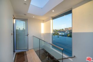 Single Family Residence, 453 Sherman Canal, Venice, CA 90291 - 44