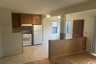 , 721 Pine st, Santa Monica, CA 90405 - 5