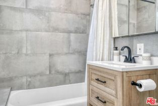 , 4400 Ocean dr, Manhattan Beach, CA 90266 - 10