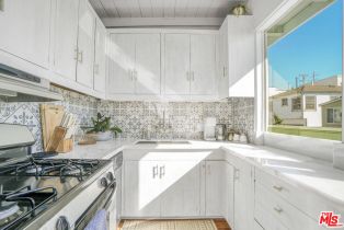 , 4400 Ocean dr, Manhattan Beach, CA 90266 - 3