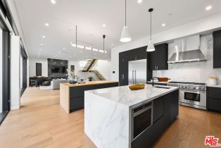 Single Family Residence, 14812 Morrison st, Sherman Oaks, CA 91403 - 11