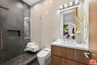 Single Family Residence, 14812 Morrison st, Sherman Oaks, CA 91403 - 23