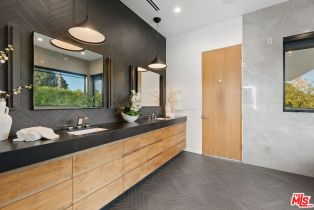 Single Family Residence, 14812 Morrison st, Sherman Oaks, CA 91403 - 30