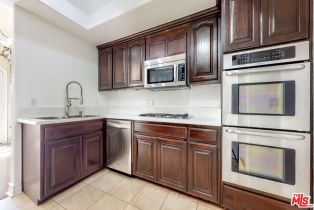 , 353 Reeves dr, Beverly Hills, CA 90212 - 17