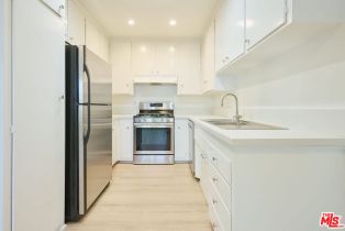 , 7712 Paseo Del Rey, Playa Del Rey , CA 90293 - 4