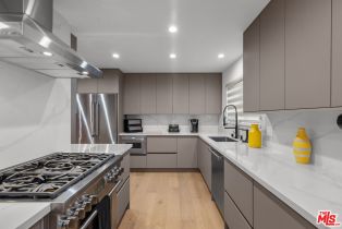 Single Family Residence, 4323 Irvine ave, Studio City, CA 91604 - 14