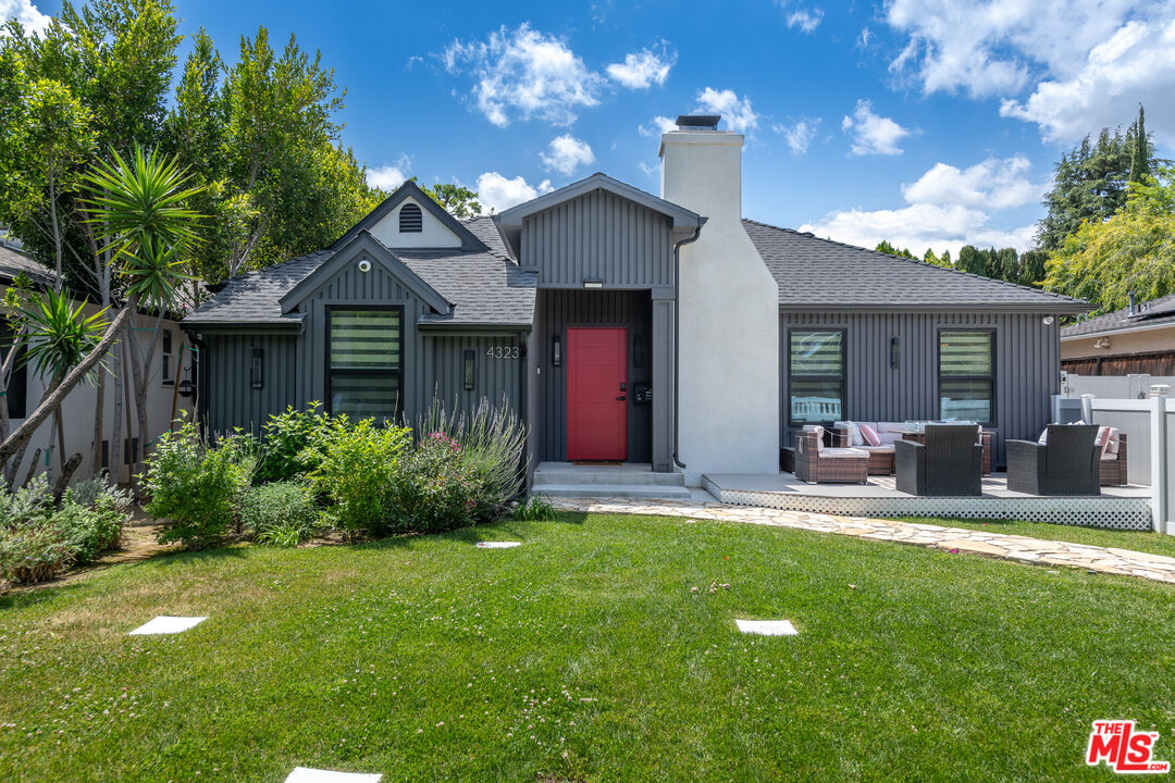 Single Family Residence, 4323 Irvine ave, Studio City, CA 91604 - 1