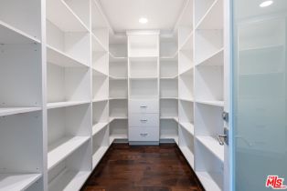 Single Family Residence, 4981 Amigo ave, Tarzana, CA 91356 - 15