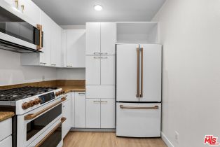 Condominium, 1617 Beverly Glen blvd, Westwood, CA 90024 - 9