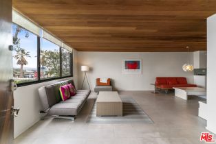 , 6209 Pacific ave, Playa Del Rey , CA 90293 - 4