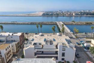 , 6209 Pacific ave, Playa Del Rey , CA 90293 - 2