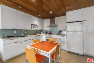 , 6209 Pacific ave, Playa Del Rey , CA 90293 - 8