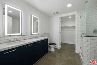 , 1250 Fairfax ave, West Hollywood , CA 90046 - 7