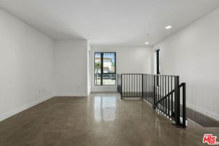 , 1250 Fairfax ave, West Hollywood , CA 90046 - 4