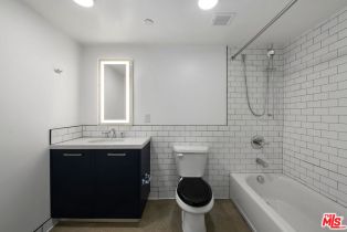 , 1250 Fairfax ave, West Hollywood , CA 90046 - 16