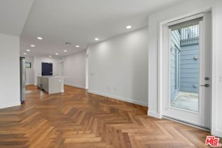 Apartment, 1250 Fairfax ave, West Hollywood , CA 90046 - 10