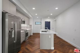 Apartment, 1250 Fairfax ave, West Hollywood , CA 90046 - 6