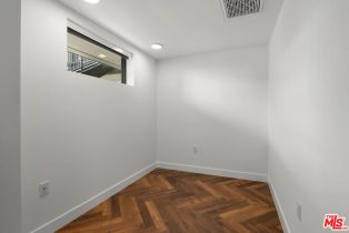 Apartment, 1250 Fairfax ave, West Hollywood , CA 90046 - 2