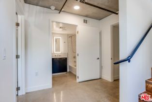 , 1250 Fairfax ave, West Hollywood , CA 90046 - 9