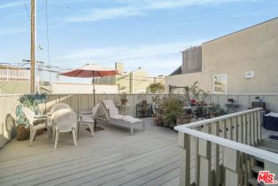 Residential Income, 20 19th ave, Venice, CA 90291 - 6