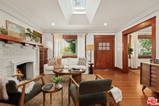 Residential Income, 919 Venezia ave, Venice, CA 90291 - 4