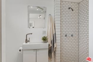 Residential Income, 919 Venezia ave, Venice, CA 90291 - 33