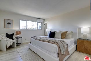 Condominium, 2452 Chelsea pl, Santa Monica, CA 90404 - 14