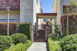 Condominium, 2452 Chelsea pl, Santa Monica, CA 90404 - 24