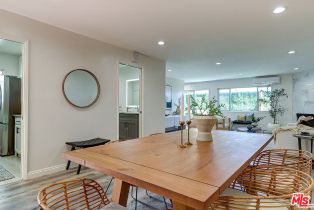 Condominium, 2452 Chelsea pl, Santa Monica, CA 90404 - 8