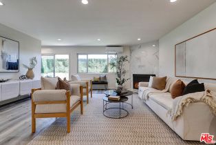 Condominium, 2452   Chelsea Pl, Santa Monica, CA  Santa Monica, CA 90404