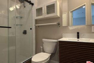 Condominium, 4401 Sepulveda blvd, Sherman Oaks, CA 91403 - 9