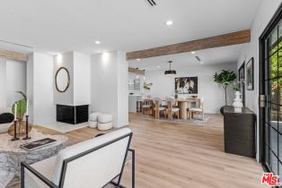 Single Family Residence, 16517 Hartsook st, Encino, CA 91436 - 4