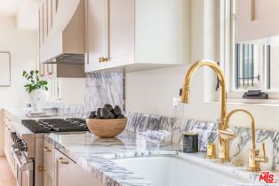 Single Family Residence, 2455 23rd st, Santa Monica, CA 90405 - 14