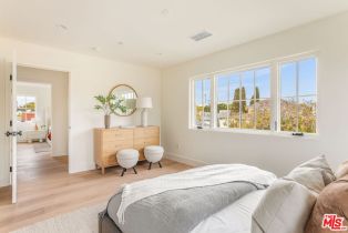 Single Family Residence, 2455 23rd st, Santa Monica, CA 90405 - 55