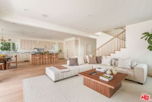 Single Family Residence, 2455 23rd st, Santa Monica, CA 90405 - 38