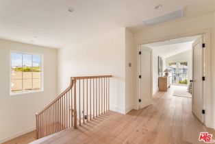 Single Family Residence, 2455 23rd st, Santa Monica, CA 90405 - 42