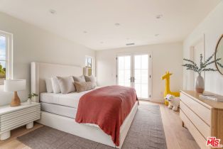 Single Family Residence, 2455 23rd st, Santa Monica, CA 90405 - 56